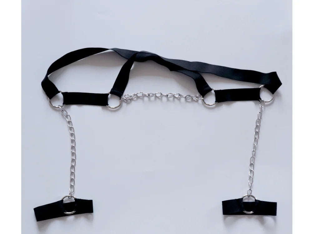 Men Adjustable Men Chest Harness with Metal Chain Punk Style Chest Suspender for Cosplay Party Halloween Valentine's Day