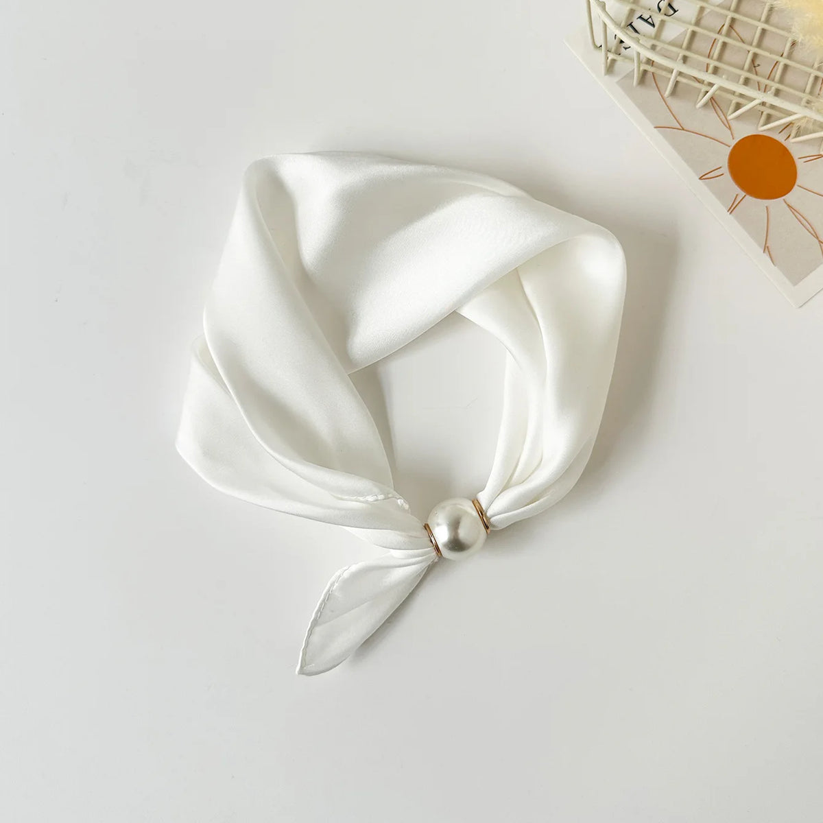 Printed Silk Scarf with Pearl Buckle Chain – Women’s Neck Wrap