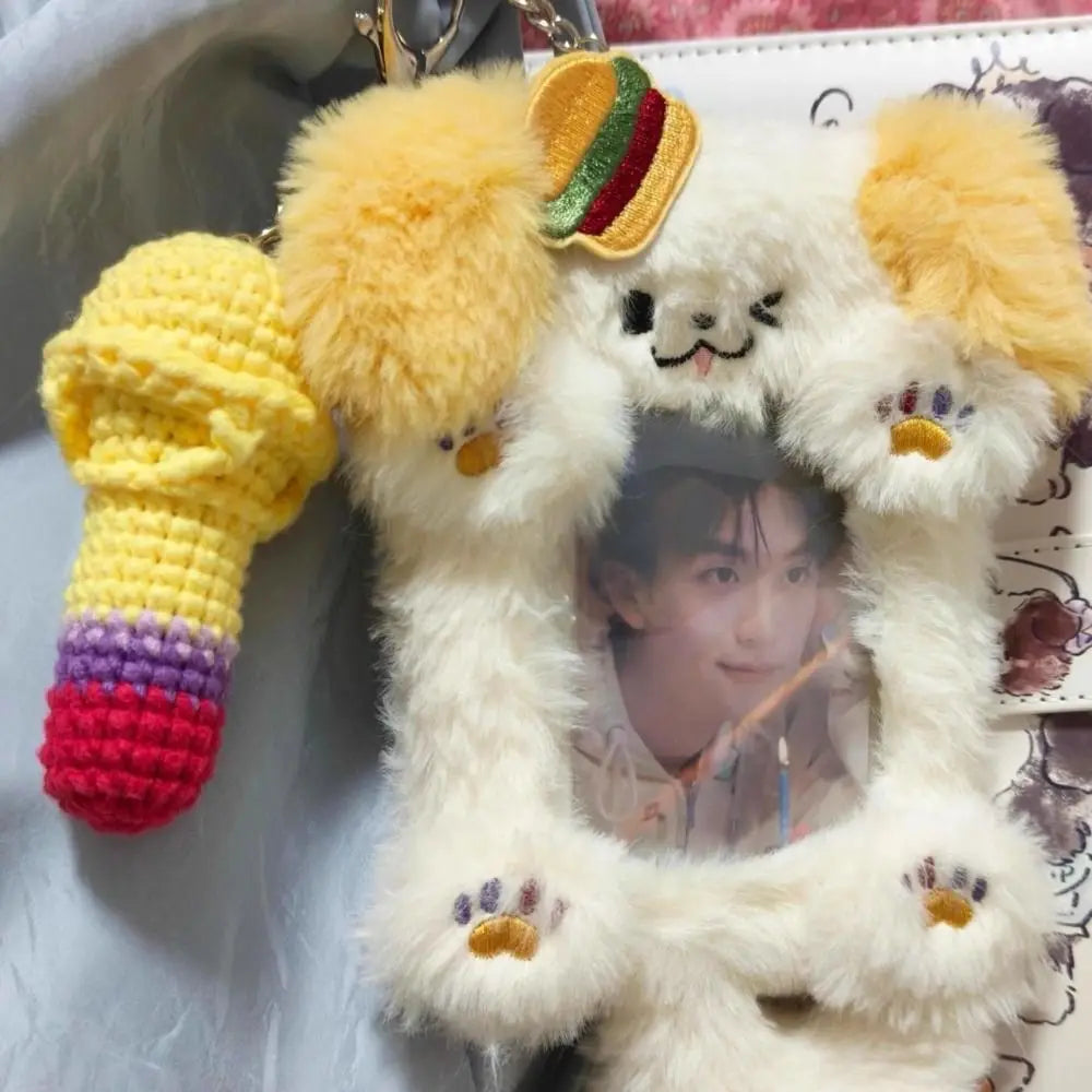 A cute and practical accessory for carrying and displaying favorite photo cards.