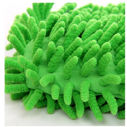 A soft cleaning mitt designed for washing cars, wiping surfaces, and everyday vehicle care.