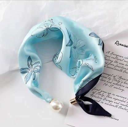 Ladies Elegant Pearl Tail Magnetic Clasp Scarf
