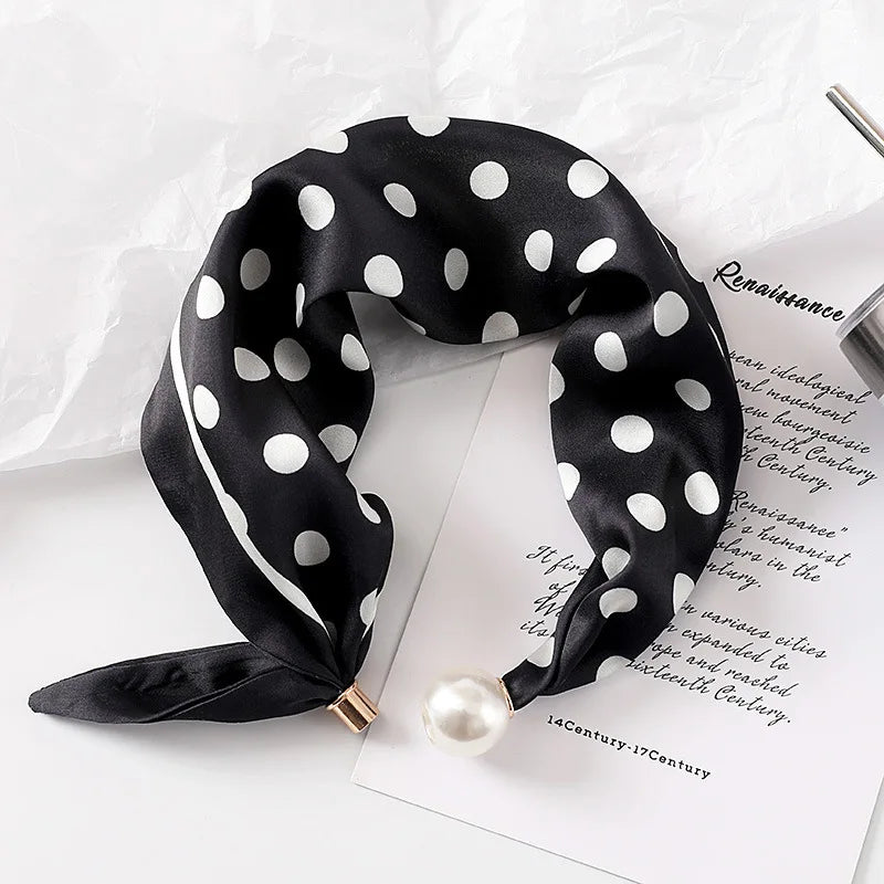 Ladies Elegant Pearl Tail Magnetic Clasp Scarf