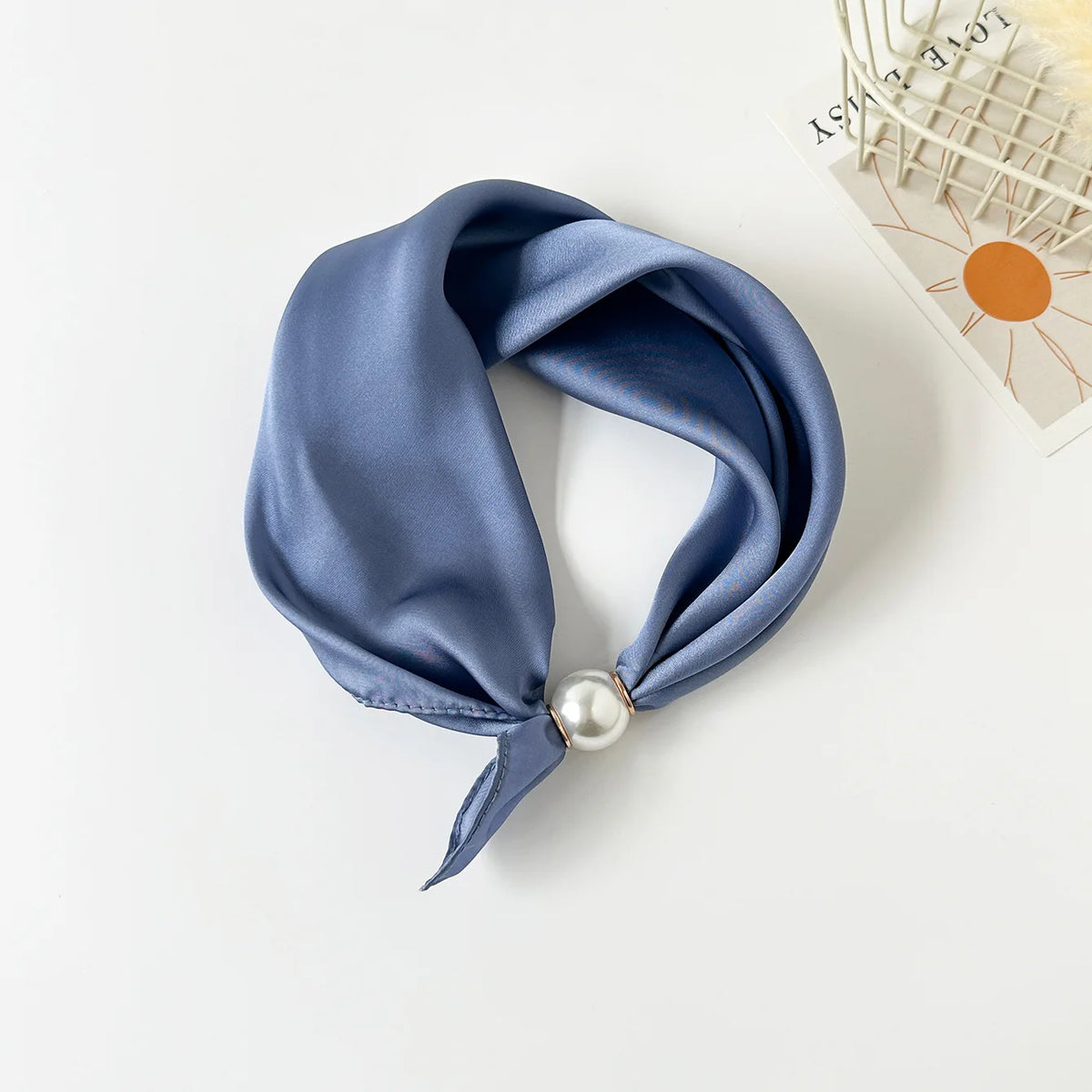 Printed Silk Scarf with Pearl Buckle Chain – Women’s Neck Wrap