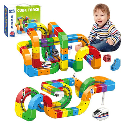 Train Track Building Set – 3D Cube Track