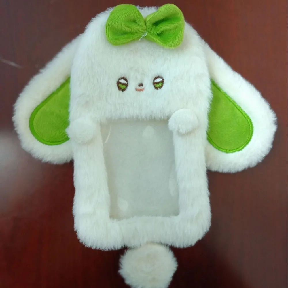 A cute and practical accessory for carrying and displaying favorite photo cards.