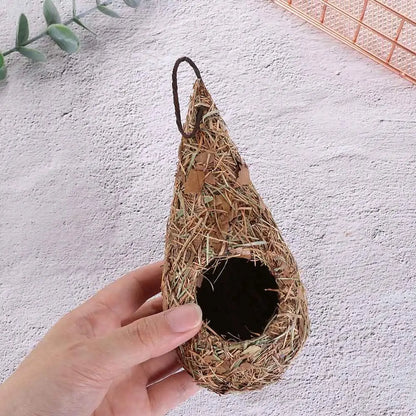 Handwoven Bird House Natural Grass Hanging Bird Nest