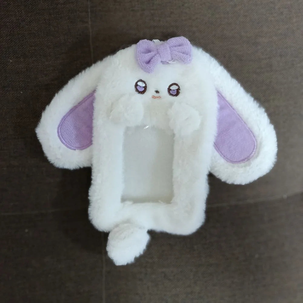 A cute and practical accessory for carrying and displaying favorite photo cards.