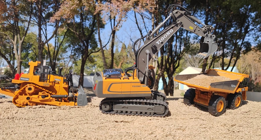 4WD RC Excavator Dump Truck Bulldozer 1:20 Remote Control Toy