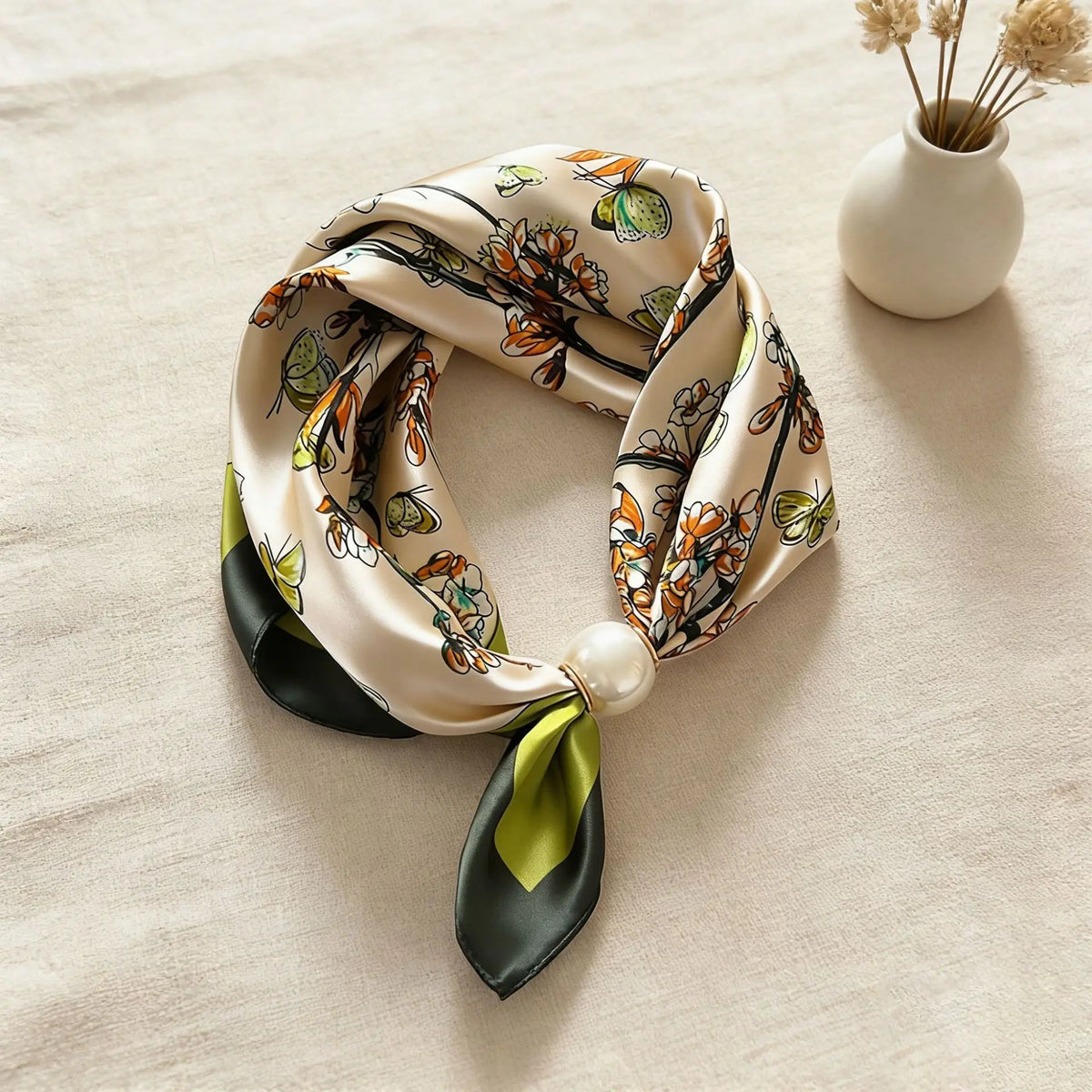 Printed Silk Scarf with Pearl Buckle Chain – Women’s Neck Wrap