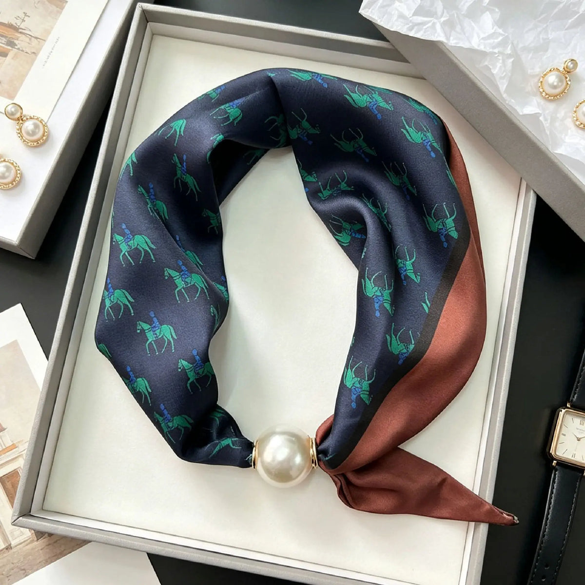 Luxury Pearl Magnetic Scarf for Women – Elegant Summer Neck Wrap