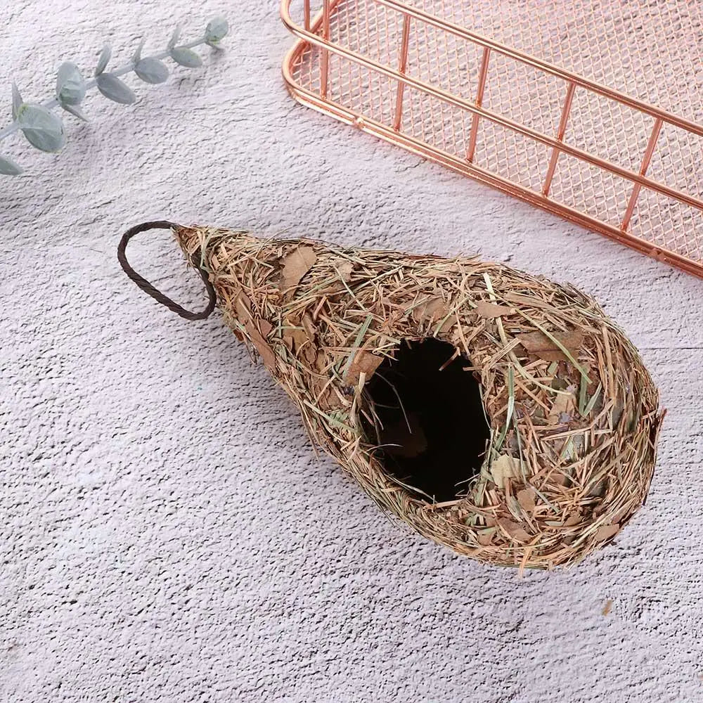 Handwoven Bird House Natural Grass Hanging Bird Nest