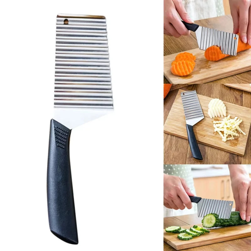 Crinkle Cutter – Stainless Steel Wavy Vegetable Slicer